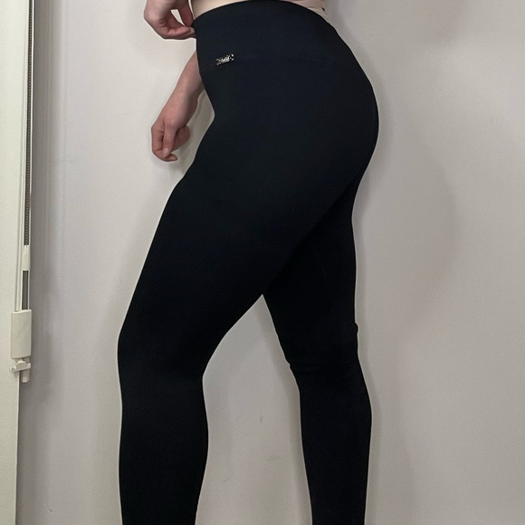 Bombshell Sportswear Ribbed Seamless Leggings Black Silver Logo Size XS NEW - Picture 9 of 15